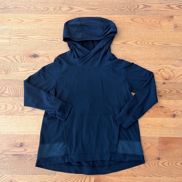 Lululemon Starting Place Hoodie in Black (Size 6) - Picture 3 of 9